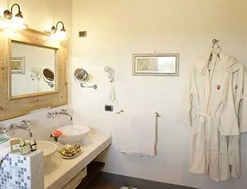 Hotel La Palazzetta Del Vescovo Fratta Todina